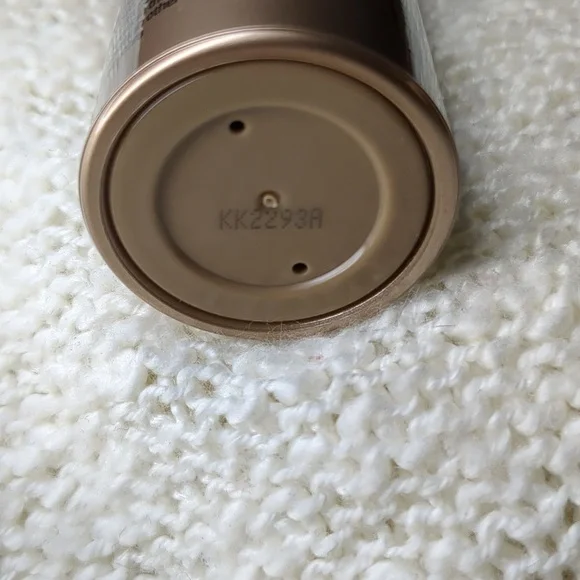 JLo Beauty that star filter complexion booster in Rose Gold, 30ml/1.0fl oz - Picture 6 of 8